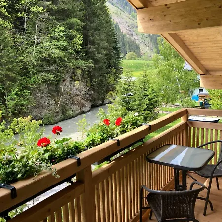 Alpen Appartements Viehhofen - Incl Sommercard Zell Am See Viehhofen Exterior photo